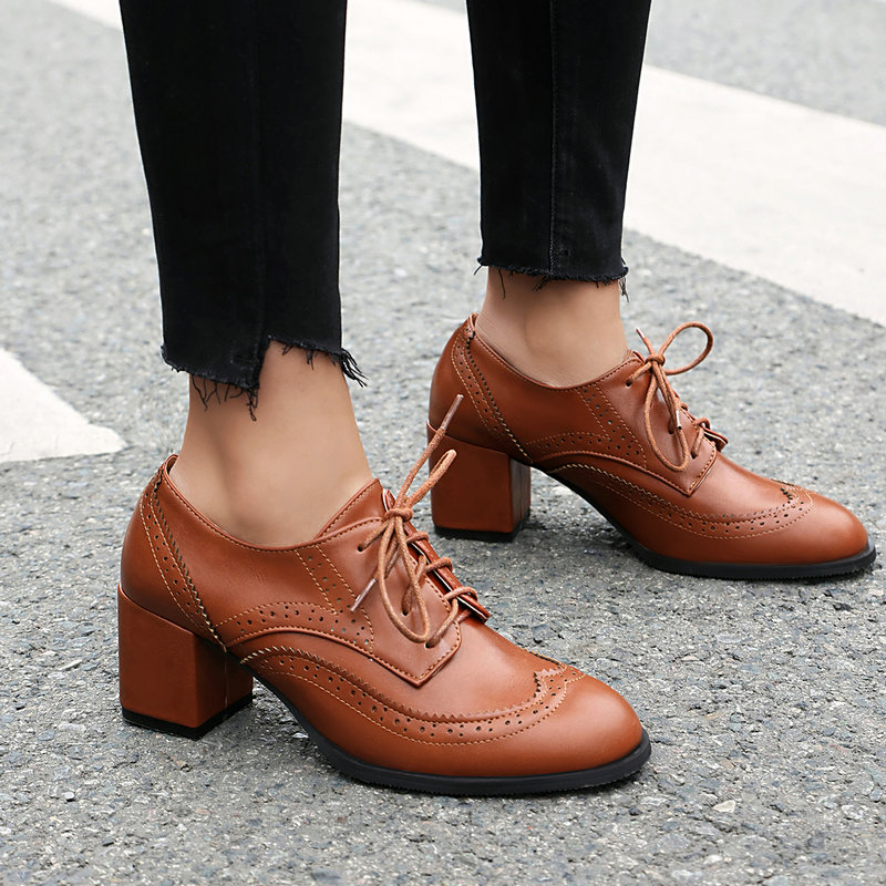 Oxford Lace Up Women - PLUS ขนาด 36-48 สีน้ําตาลสีดําผู้หญิงอังกฤษปั๊ม LACE-up Cross-tied