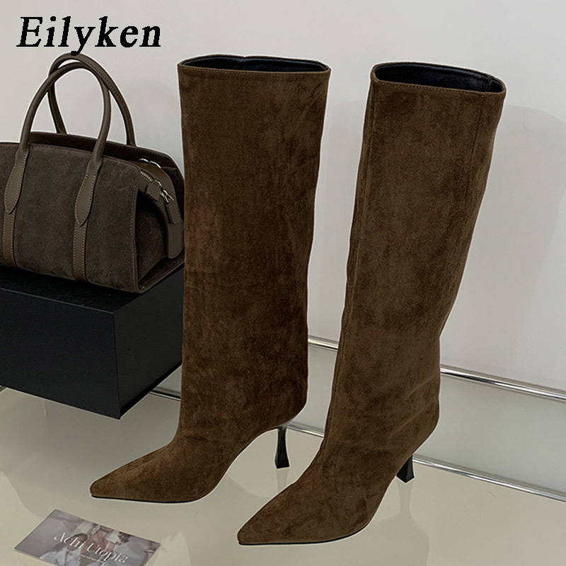 Knee High Boots Women - รองเท้าบูทหุ้มเข่าหัวแหลมสไตล์เรโทรสำหรับฤดูหนาวจาก Eilyken รองเท้าส้นเข็มสำหรับผู้หญิง สวมใส่สบาย รองเท้าบูทยาวสำหรับผู้หญิง