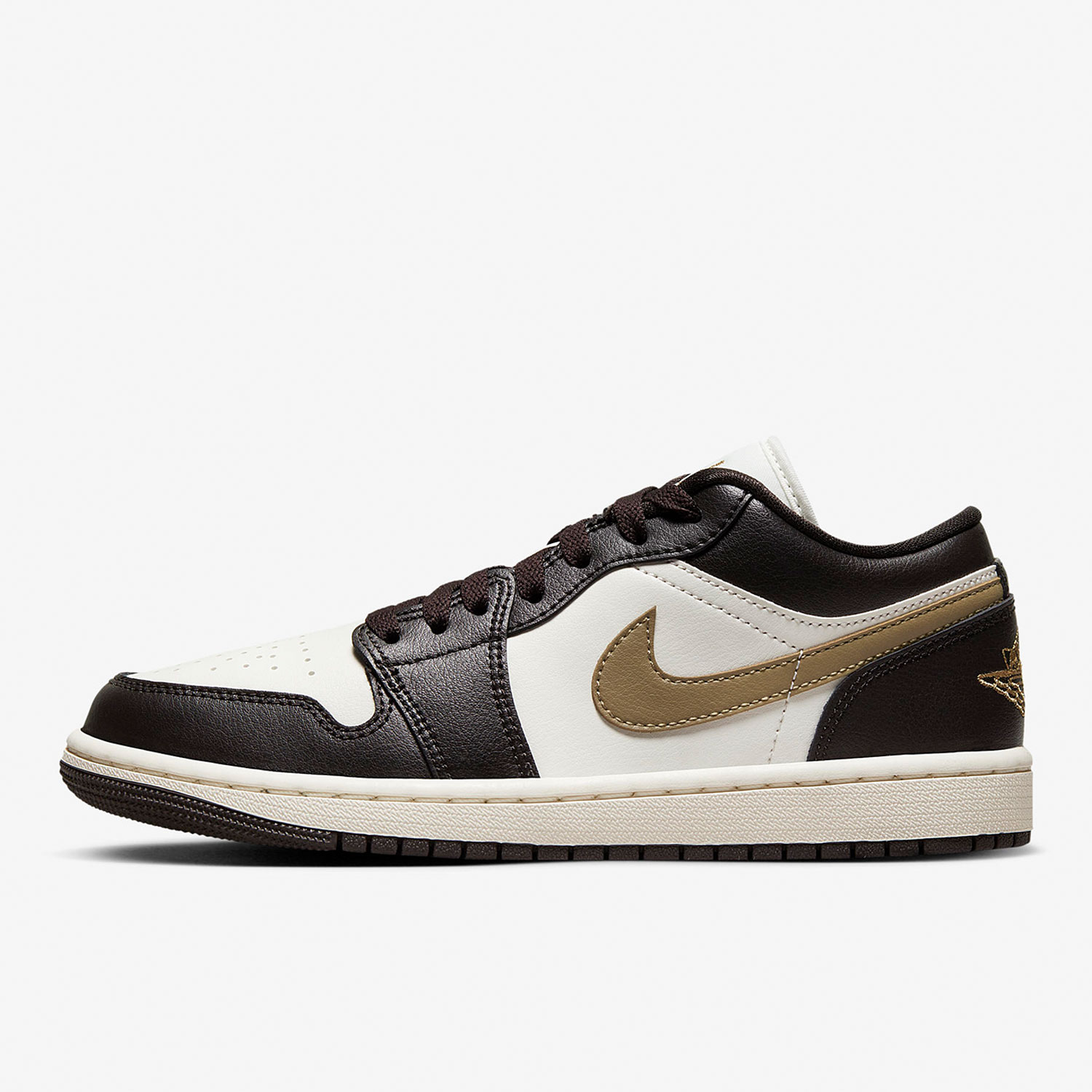 รองเท้าบาสเกตบอล Nike รุ่น JOR - Women'S Shoes Nike Jordan บทวิจารณ์และราคา